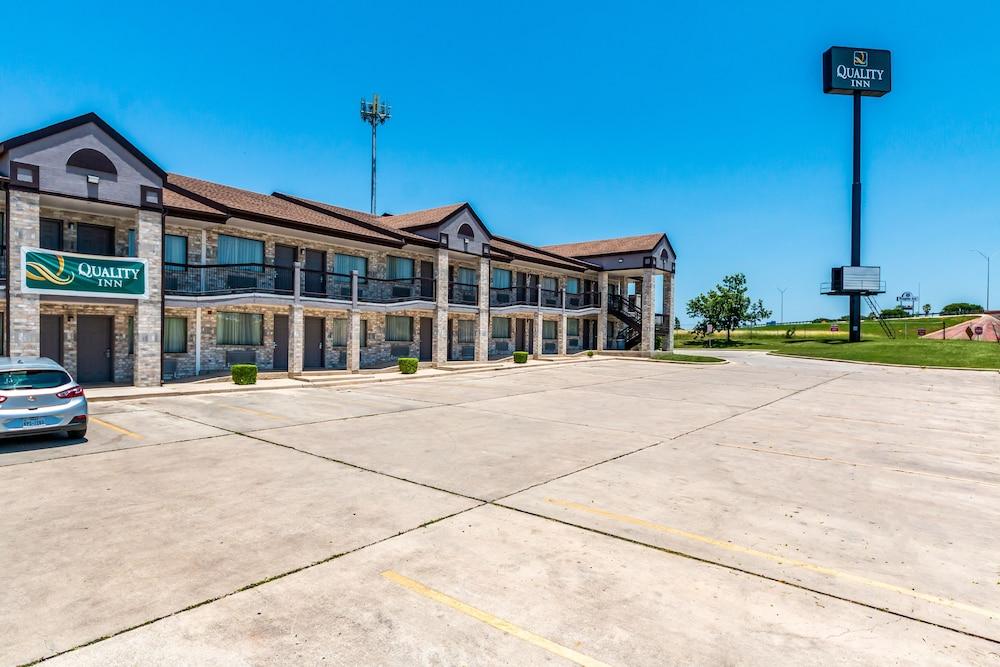 Quality Inn I-10 East Near Frost Bank Center San Antonio Exteriér fotografie