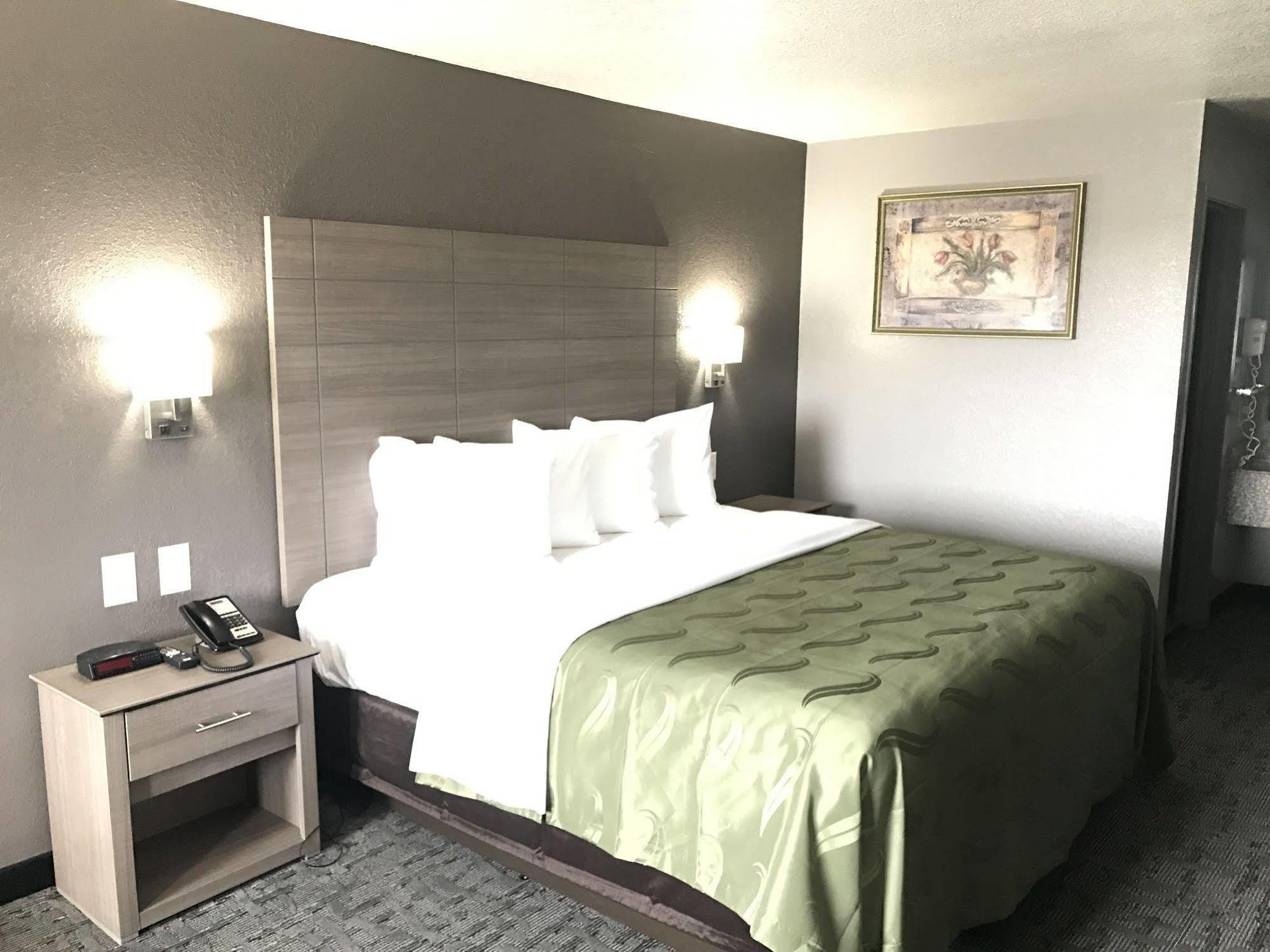 Quality Inn I-10 East Near Frost Bank Center San Antonio Exteriér fotografie