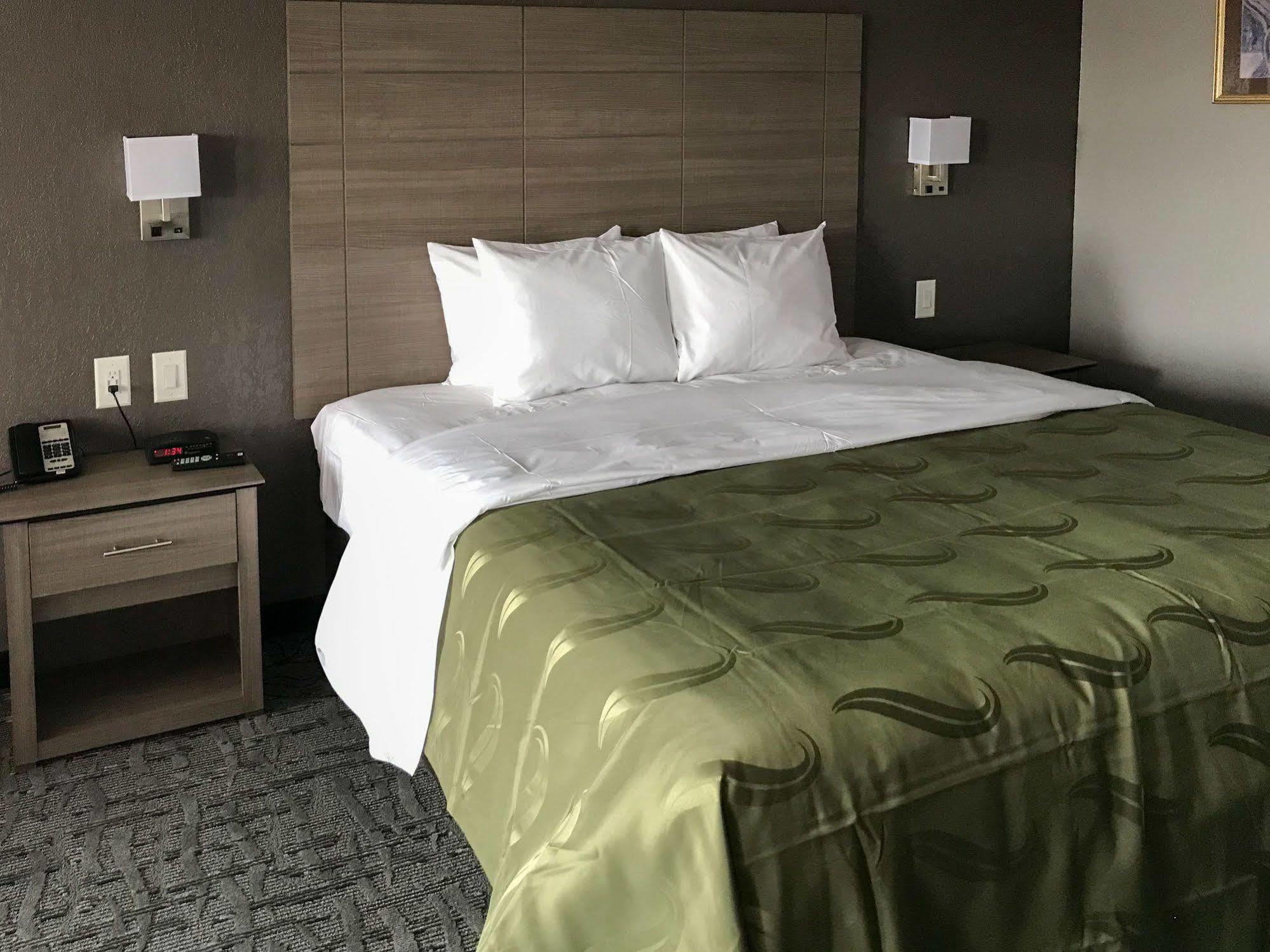 Quality Inn I-10 East Near Frost Bank Center San Antonio Exteriér fotografie